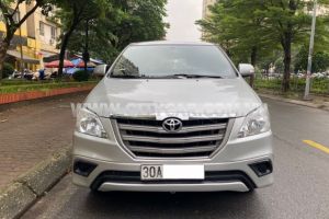 Xe Toyota Innova 2.0E 2015