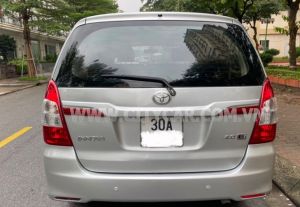 Xe Toyota Innova 2.0E 2015