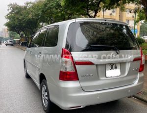 Xe Toyota Innova 2.0E 2015