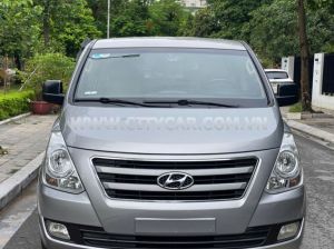 Xe Hyundai Grand Starex 2.4 AT 2016