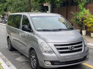 Xe Hyundai Grand Starex 2.4 AT 2016