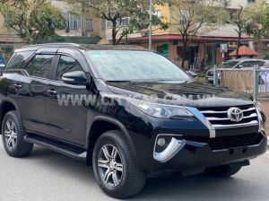 Xe Toyota Fortuner 2.4G 4x2 MT 2017