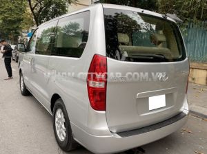 Xe Hyundai Grand Starex 2.5 MT 2010