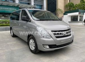 Xe Hyundai Grand Starex 2.5 MT 2016