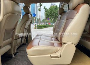 Xe Hyundai Grand Starex 2.5 MT 2016