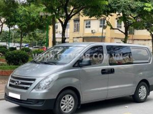 Xe Hyundai Grand Starex Van 2.4 MT 2016