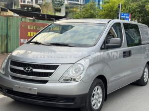 Xe Hyundai Grand Starex Van 2.4 MT 2015