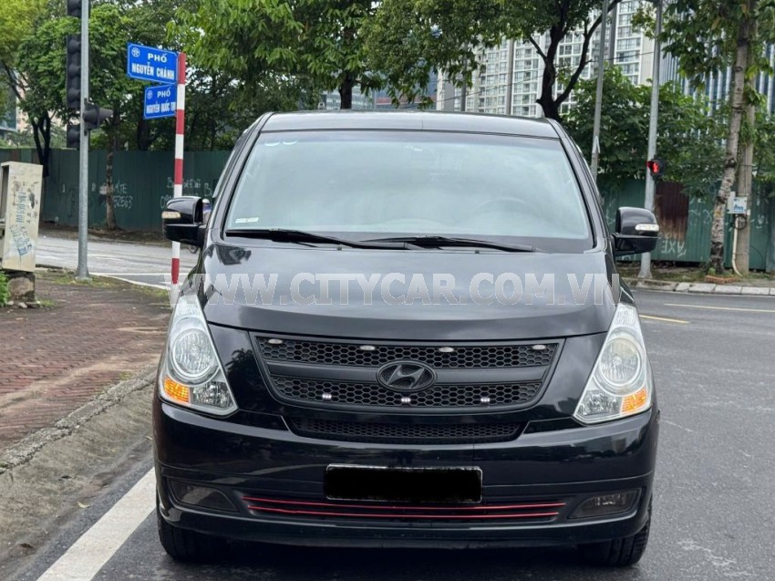 Hyundai Grand Starex Van 2.5 AT 2008