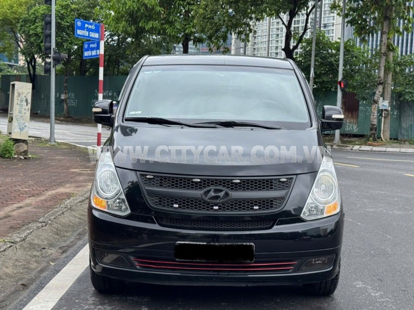 Hyundai Grand Starex Van 2.5 AT 2008