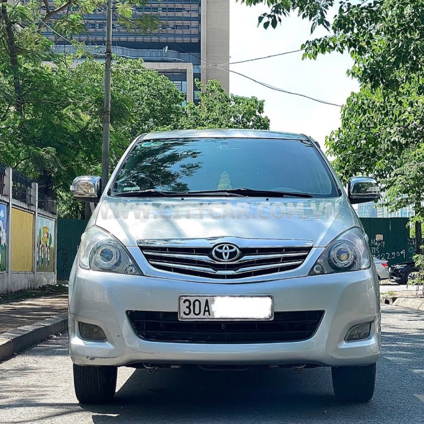 Toyota Innova V 2008