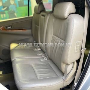 Xe Toyota Innova V 2008