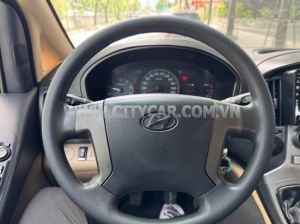 Xe Hyundai Grand Starex 2.5 MT 2014