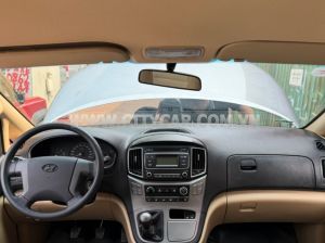 Xe Hyundai Grand Starex 2.5 MT 2017