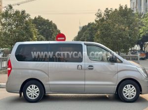 Xe Hyundai Grand Starex 2.5 MT 2017