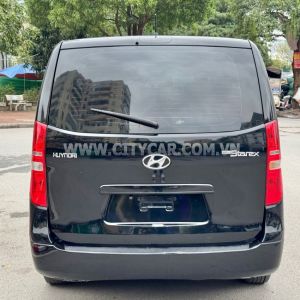 Xe Hyundai Grand Starex 2.5 MT 2016