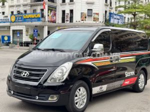 Xe Hyundai Grand Starex 2.5 MT 2016
