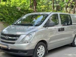Xe Hyundai Grand Starex Van 2.4 MT 2015