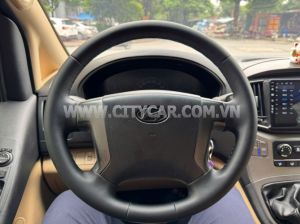 Xe Hyundai Grand Starex 2.5 MT 2016