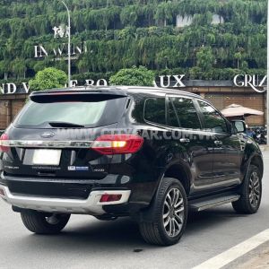 Xe Ford Everest Titanium 2.0L 4x4 AT 2021