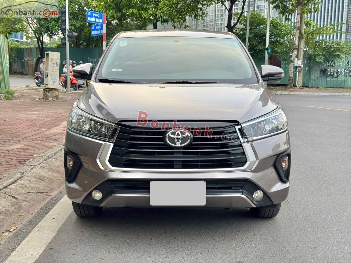 Toyota Innova E 2.0 MT 2022