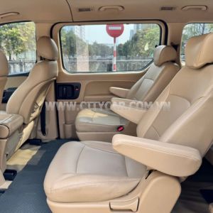 Xe Hyundai Grand Starex 2.5 MT 2012