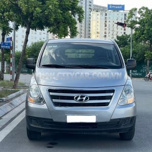 Xe Hyundai Grand Starex Van 2.5 MT 2016