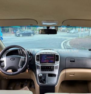 Xe Hyundai Grand Starex 2.5 MT 2016