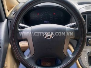 Xe Hyundai Grand Starex 2.4 AT 2016