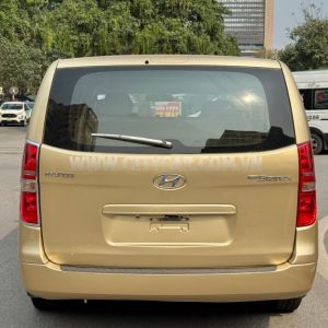 Xe Hyundai Grand Starex 2.5 MT 2012