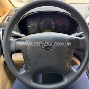 Xe Hyundai Grand Starex 2.5 MT 2012