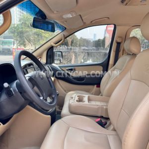 Xe Hyundai Grand Starex 2.5 MT 2012