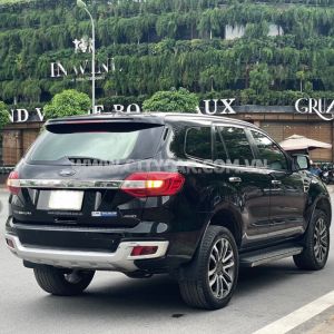 Xe Ford Everest Titanium 2.0L 4x4 AT 2021