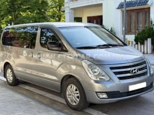 Xe Hyundai Grand Starex 2.4 MT 2016