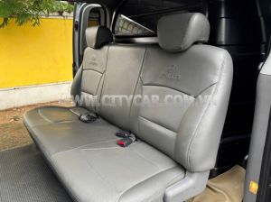 Xe Hyundai Grand Starex Van 2.5 MT 2015