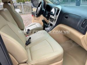 Xe Hyundai Grand Starex 2.5 MT 2016
