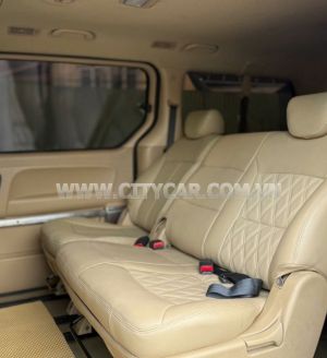 Xe Hyundai Grand Starex 2.5 MT 2016