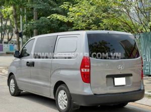 Xe Hyundai Grand Starex Van 2.5 MT 2016