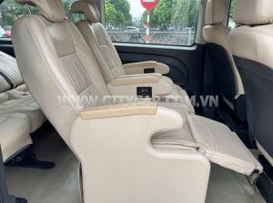 Xe Mercedes Benz Vito Tourer 121 2016