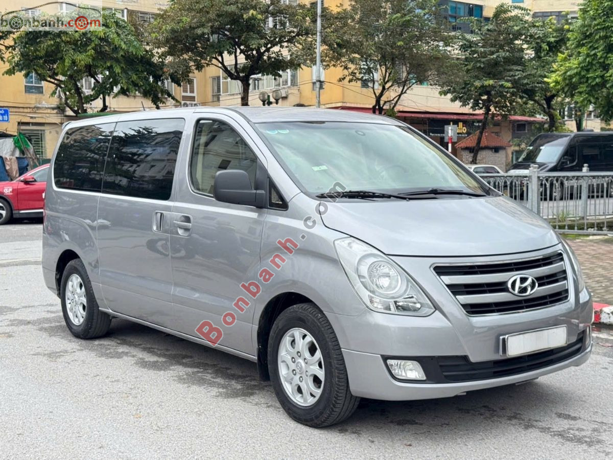 Hyundai Grand Starex 2.4 AT 2017