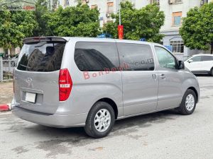 Xe Hyundai Grand Starex 2.4 AT 2017