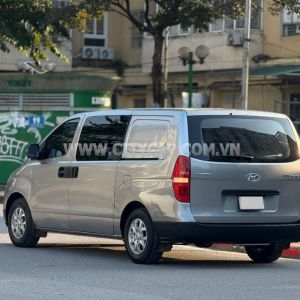 Xe Hyundai Grand Starex Van 2.5 MT 2014
