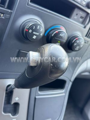 Xe Hyundai Grand Starex Van 2.5 AT 2011