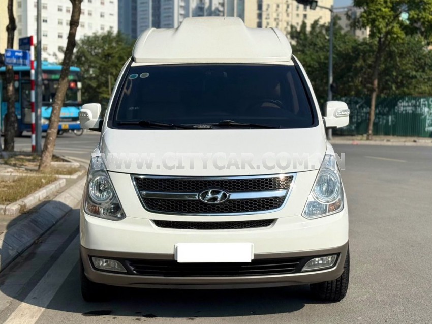 Hyundai Grand Starex Limousine 2.4 AT 2014