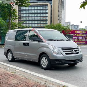 Xe Hyundai Grand Starex Van 2.4 MT 2016