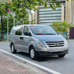 Xe Hyundai Grand Starex Van 2.4 MT 2016