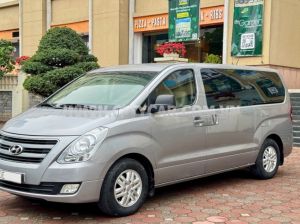 Xe Hyundai Grand Starex 2.5 MT 2016