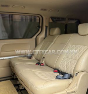 Xe Hyundai Grand Starex 2.5 MT 2016