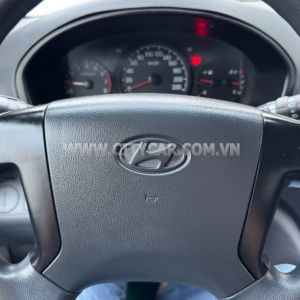 Xe Hyundai Grand Starex Van 2.4 MT 2016