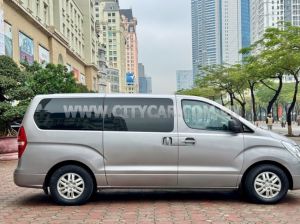 Xe Hyundai Grand Starex 2.5 MT 2016