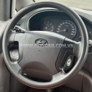 Xe Hyundai Grand Starex Van 2.5 MT 2016
